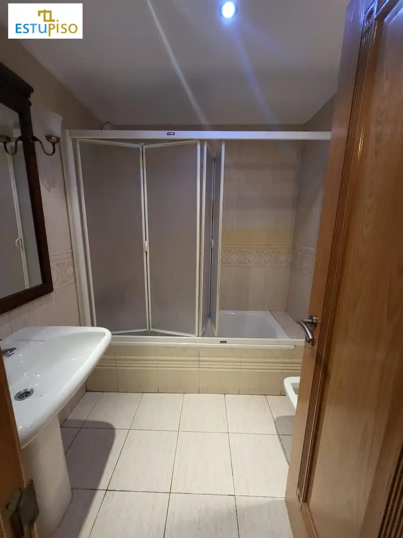 Bathroom of Flat for rent in León Capital   with Balcony