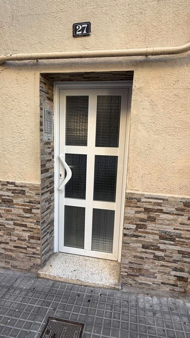 Exterior view of Building for sale in Esplugues de Llobregat