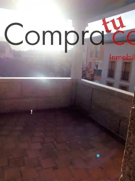 Terrassa de Casa o xalet en venda en Palazuelos de Eresma amb Calefacció, Jardí privat i Parquet