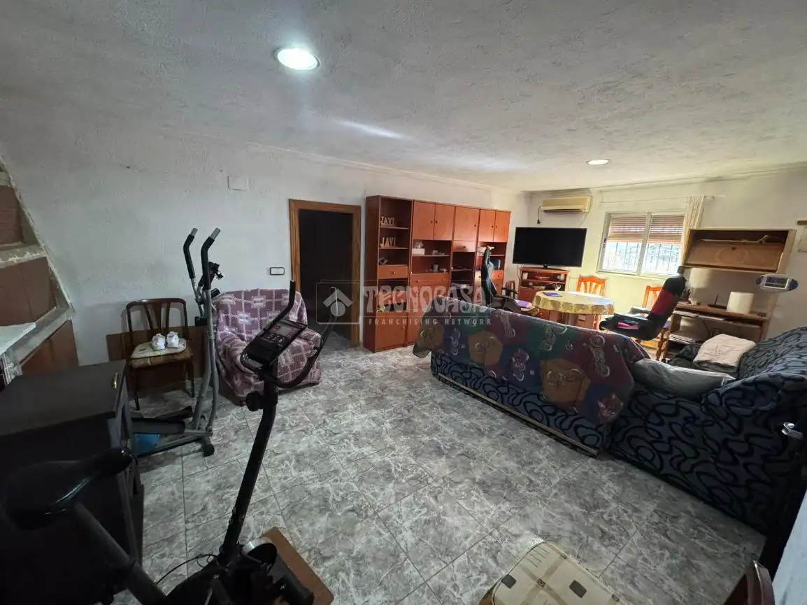 Casa o chalet en venta en Montroi / Montroy con Jardín privado, Terraza y Piscina