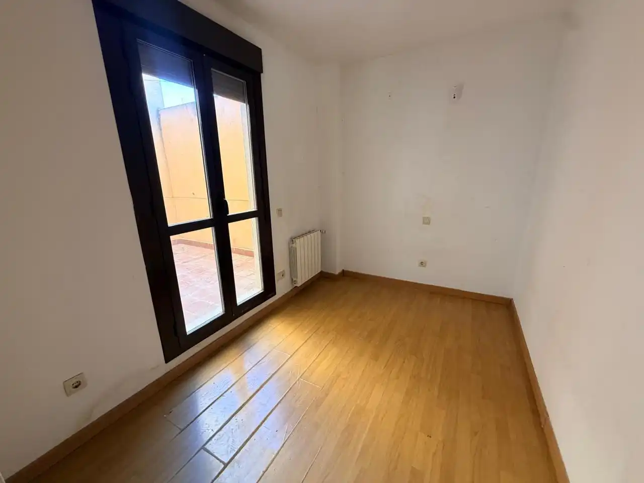Schlafzimmer von Erdgeschoss zum Verkauf in Tarancón mit Heizung, Terrasse und Abstellraum