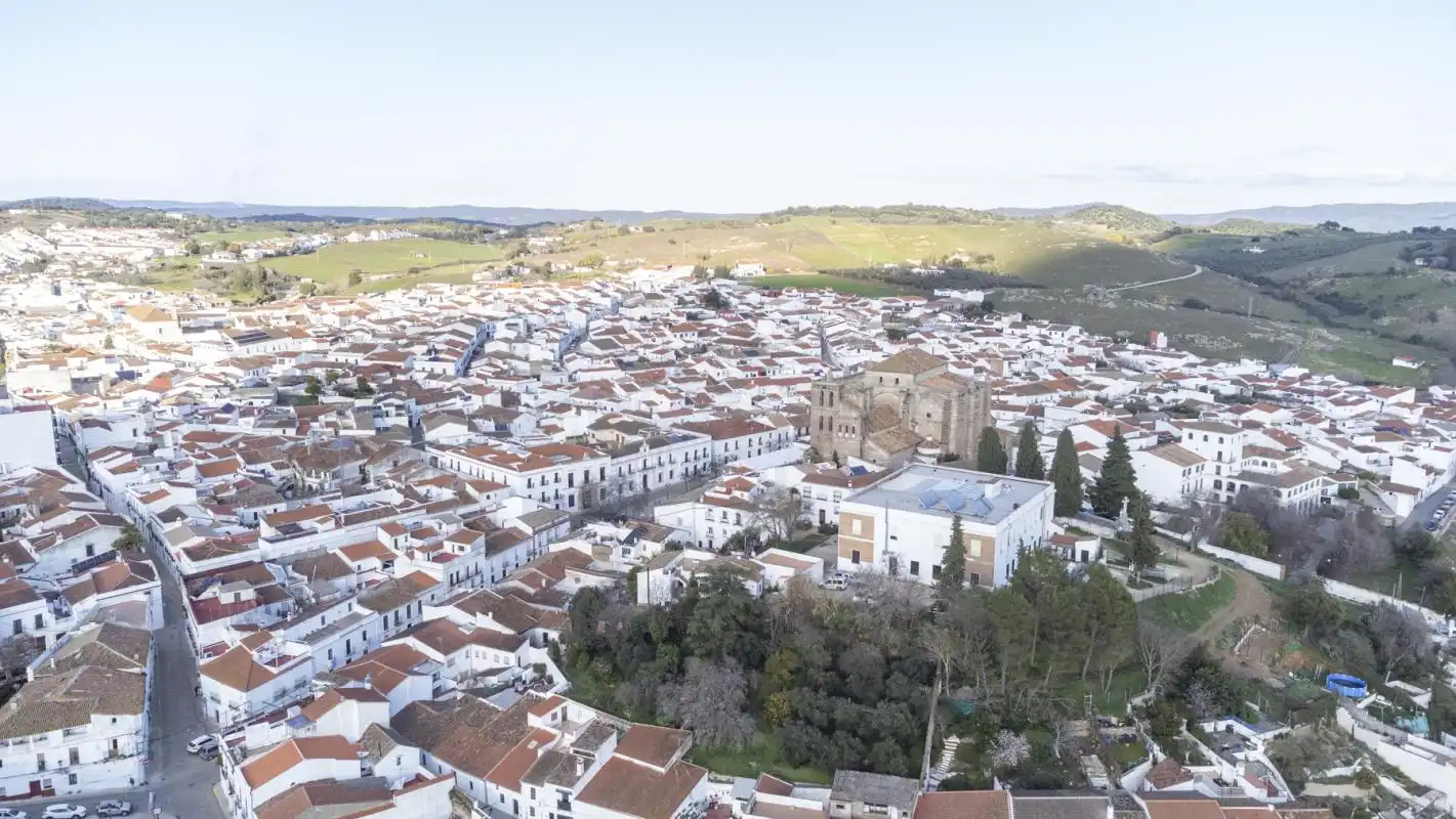 Vista exterior de Casa o chalet en venta en Cazalla de la Sierra con Aire acondicionado, Calefacción y Jardín privado