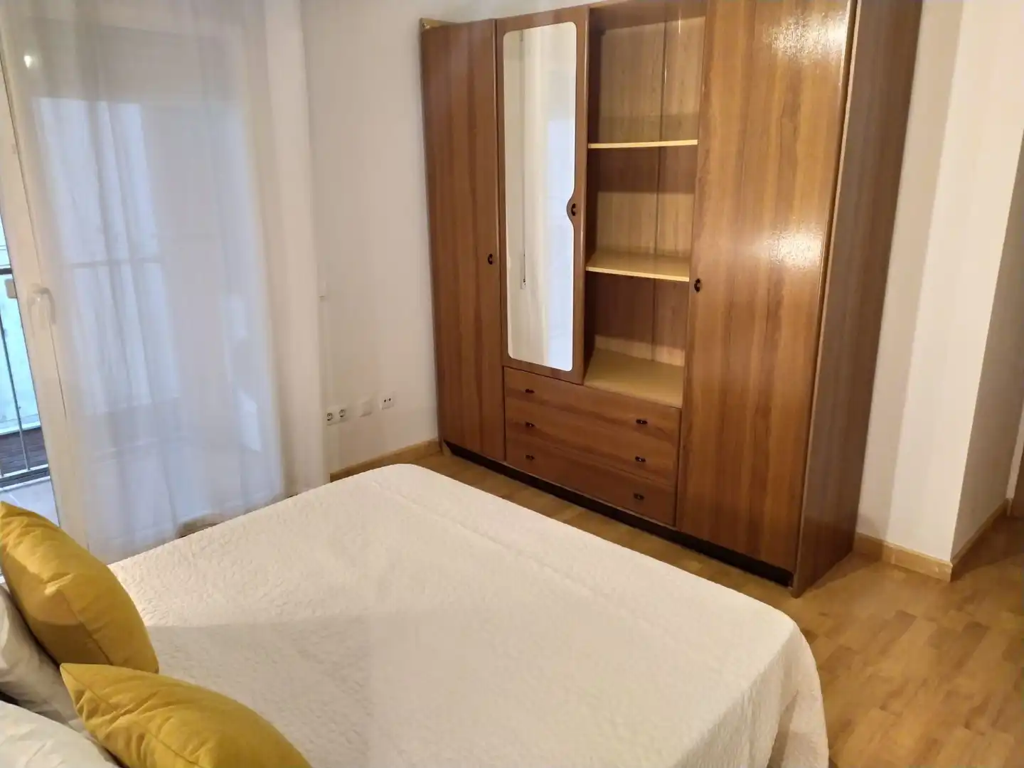 Dormitori de Pis en venda en Lleida amb Aire condicionat i Moblat