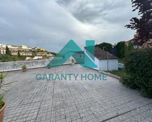 Vista exterior de Apartament en venda en Cáceres Capital amb Calefacció, Terrassa i Piscina comunitària