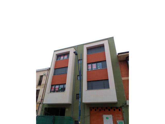 Local comercial en Venta en Corpus Christi en San Andrés del Rabanedo pueblo