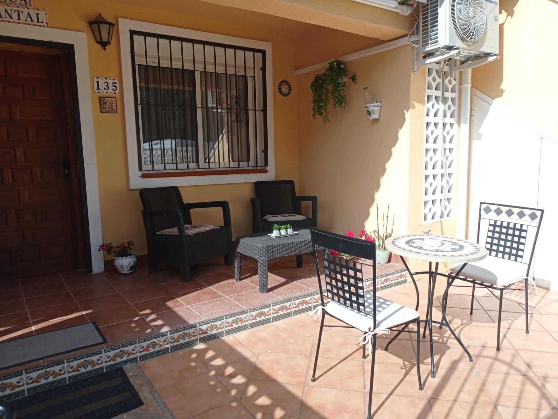 Casa o xalet en venda a Calle los Mandarinos, Villamartín - Las Filipinas, Orihuela Costa