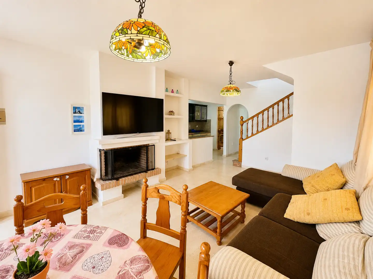 Sala d'estar de Casa o xalet en venda en Orihuela amb Aire condicionat, Calefacció i Jardí privat