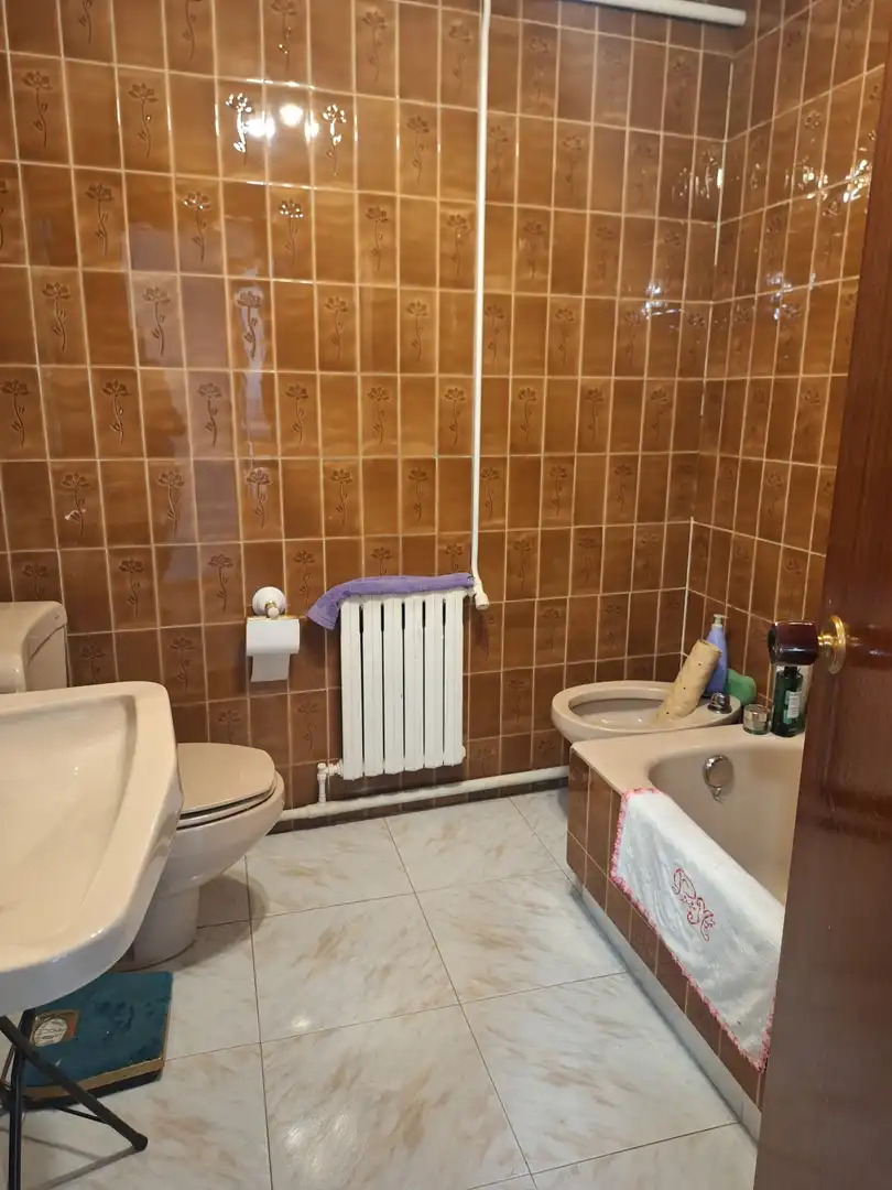 Bathroom of Flat for sale in Barruelo de Santullán  with Storage room and Balcony