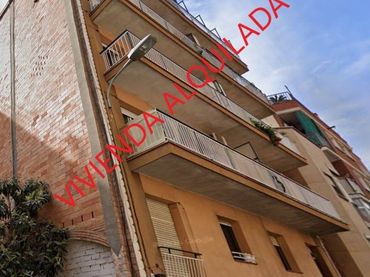 Pis amb balcó en venda a Centre - Sant Josep - Sanfeliu