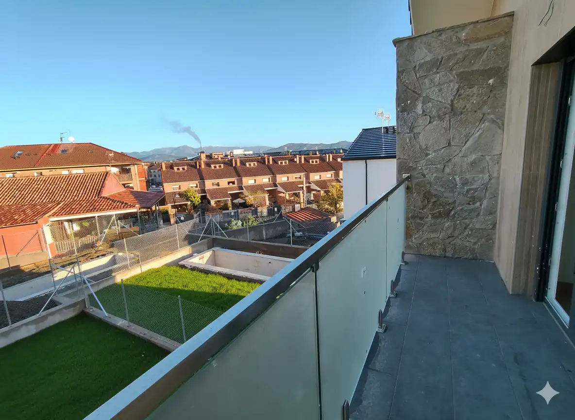 Detached homes for rent in Calle Fuente del Gitano, Casa Amarilla