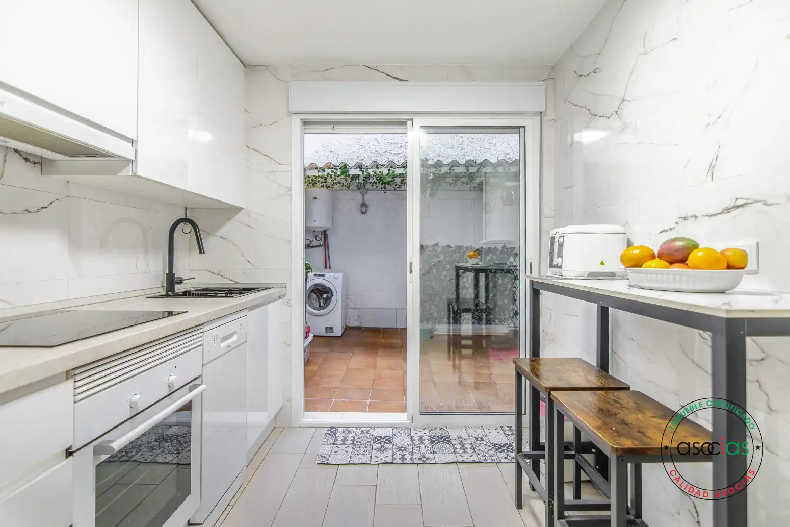 Cocina de Piso en venta en Gijón  con Calefacción y Terraza