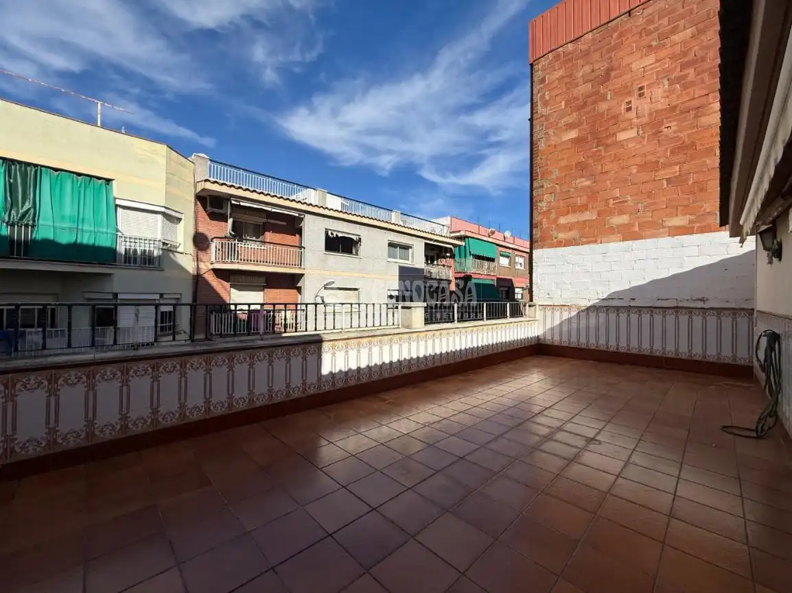 Vista exterior de Casa adosada en venta en Sant Joan Despí