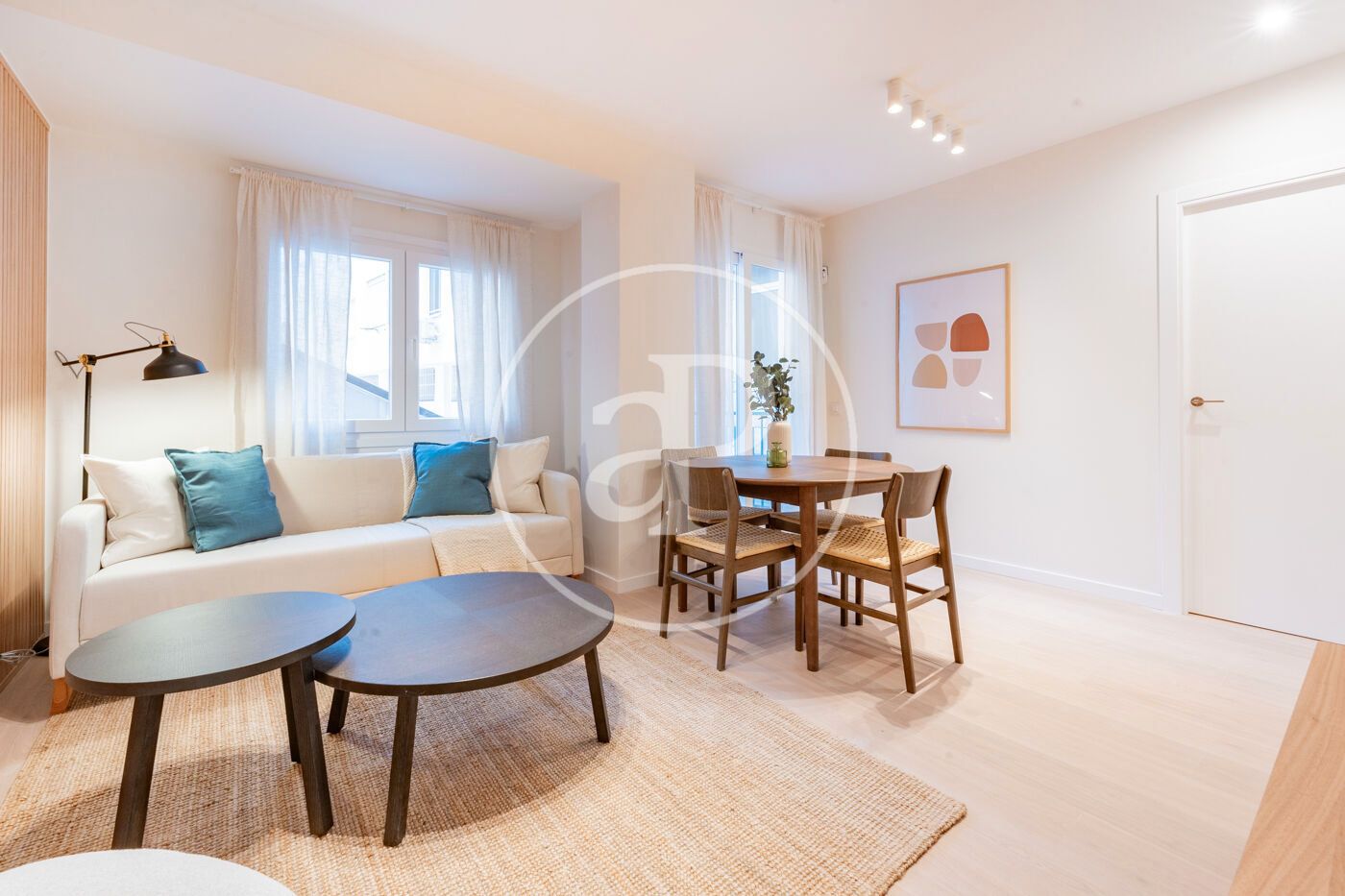 Sala d'estar de Pis de lloguer en  Madrid Capital amb Aire condicionat, Calefacció i Terrassa