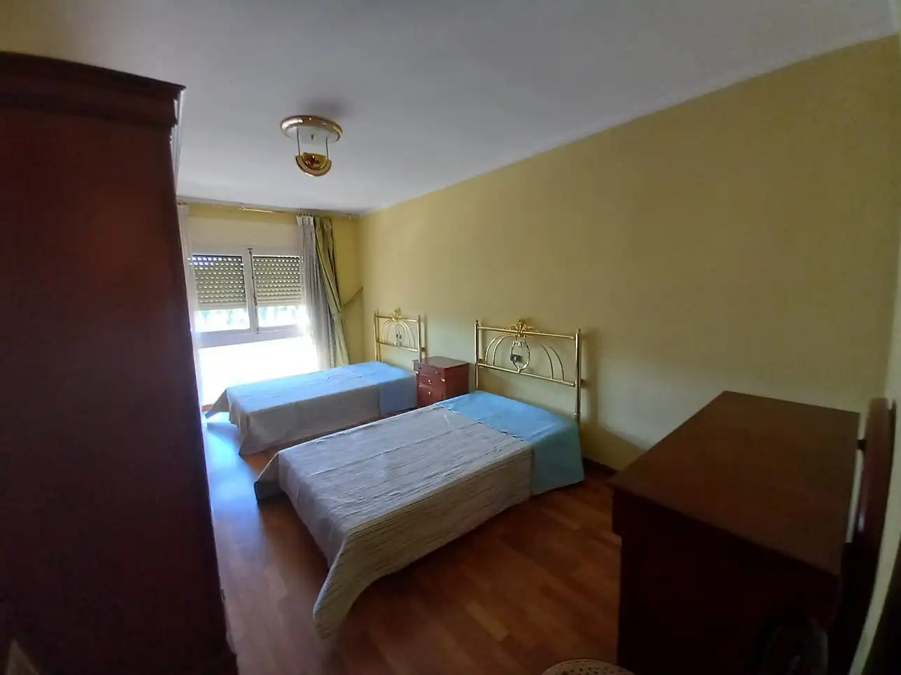 Habitación de Piso de alquiler en Lleida con Aire acondicionado, Calefacción y Piscina