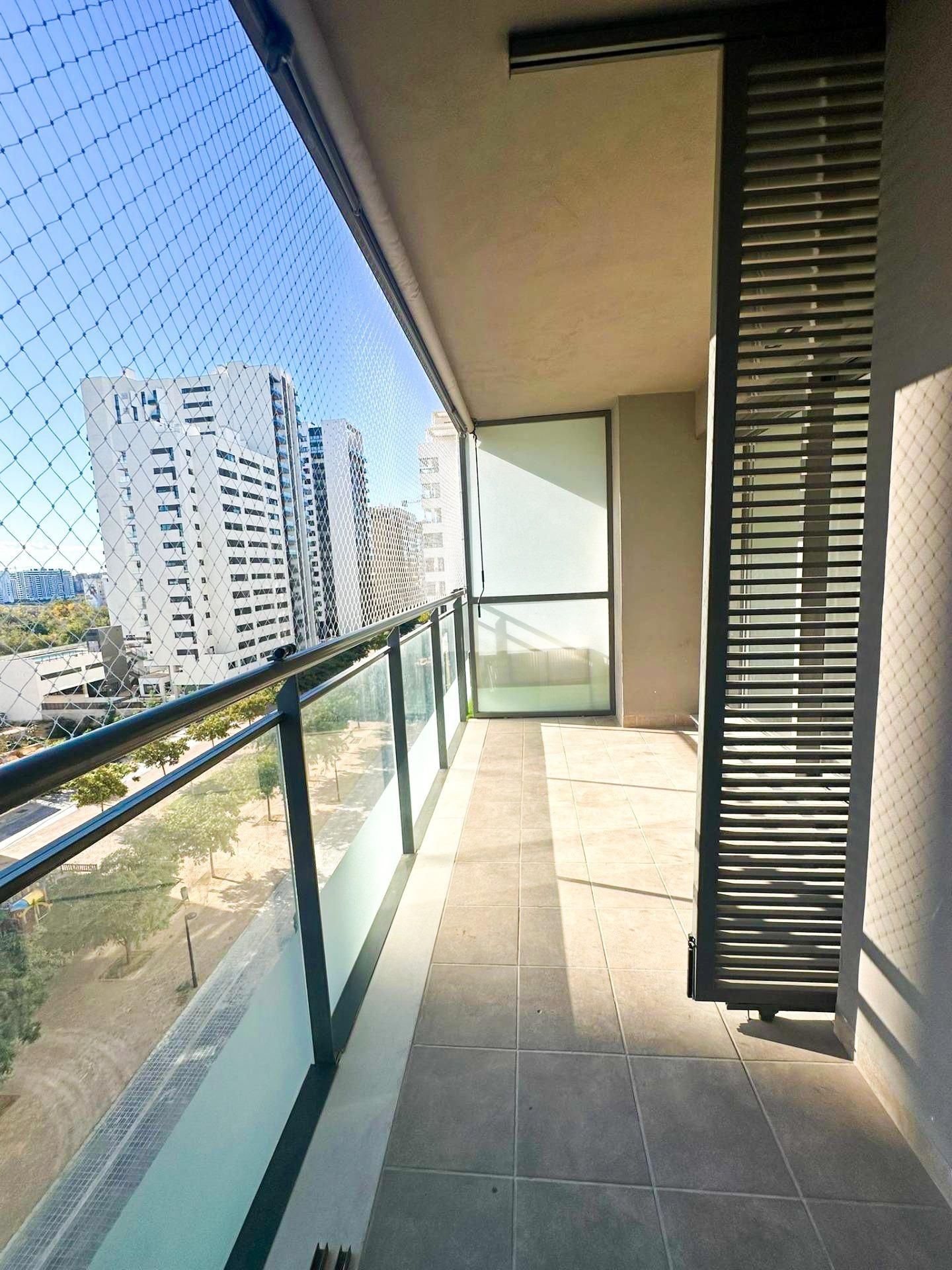 Terrassa de Pis de lloguer en  Valencia Capital amb Aire condicionat, Jardí privat i Terrassa