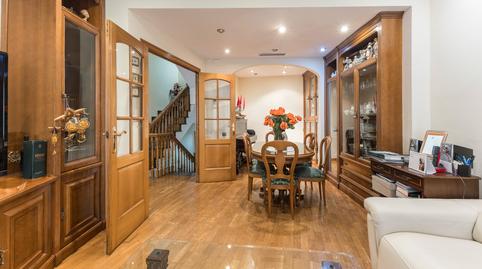 Foto 4 de Casa adosada en venda a El Guinardó,  Barcelona Capital