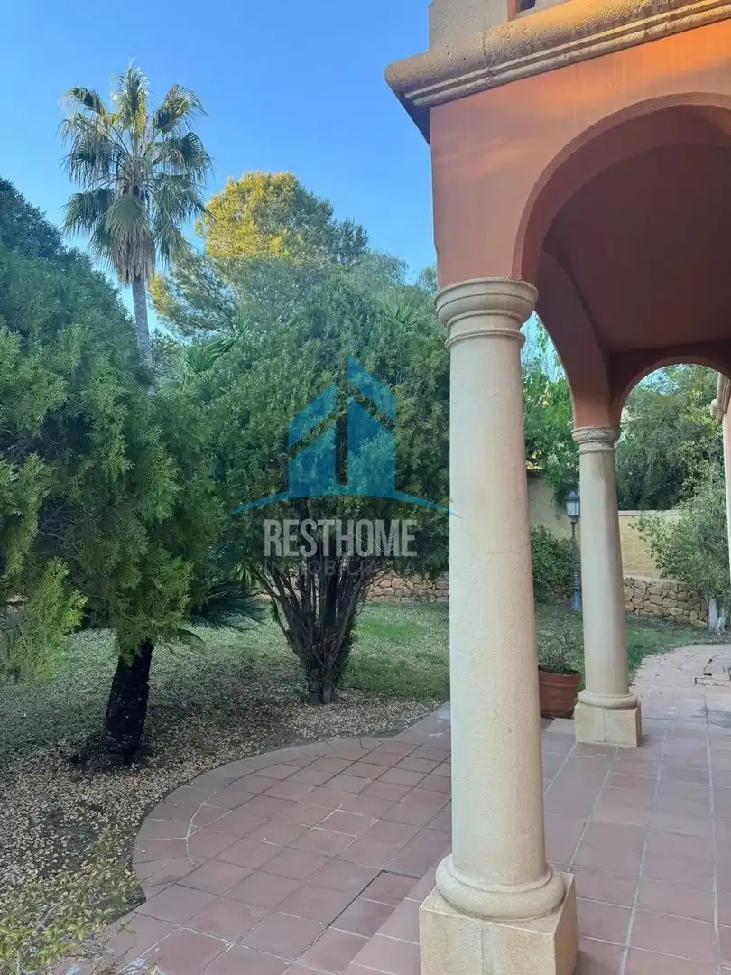 Villa mit Pool zum Verkauf in Golf Bahía, imagen 6