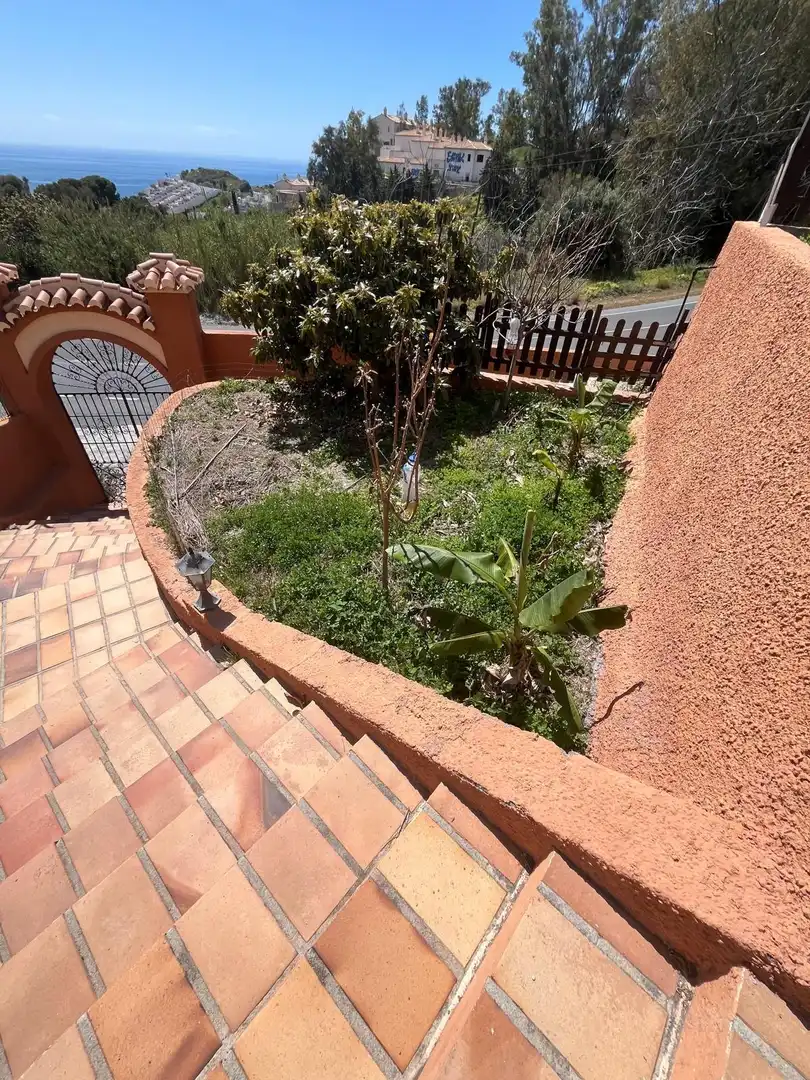 Jardí de Casa adosada en venda en Almuñécar amb Piscina comunitària