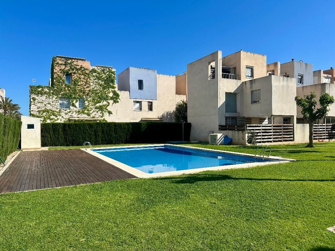 Swimming pool of House or chalet for sale in San Vicente del Raspeig / Sant Vicent del Raspeig  with Terrace, Storage room and Swimming Pool