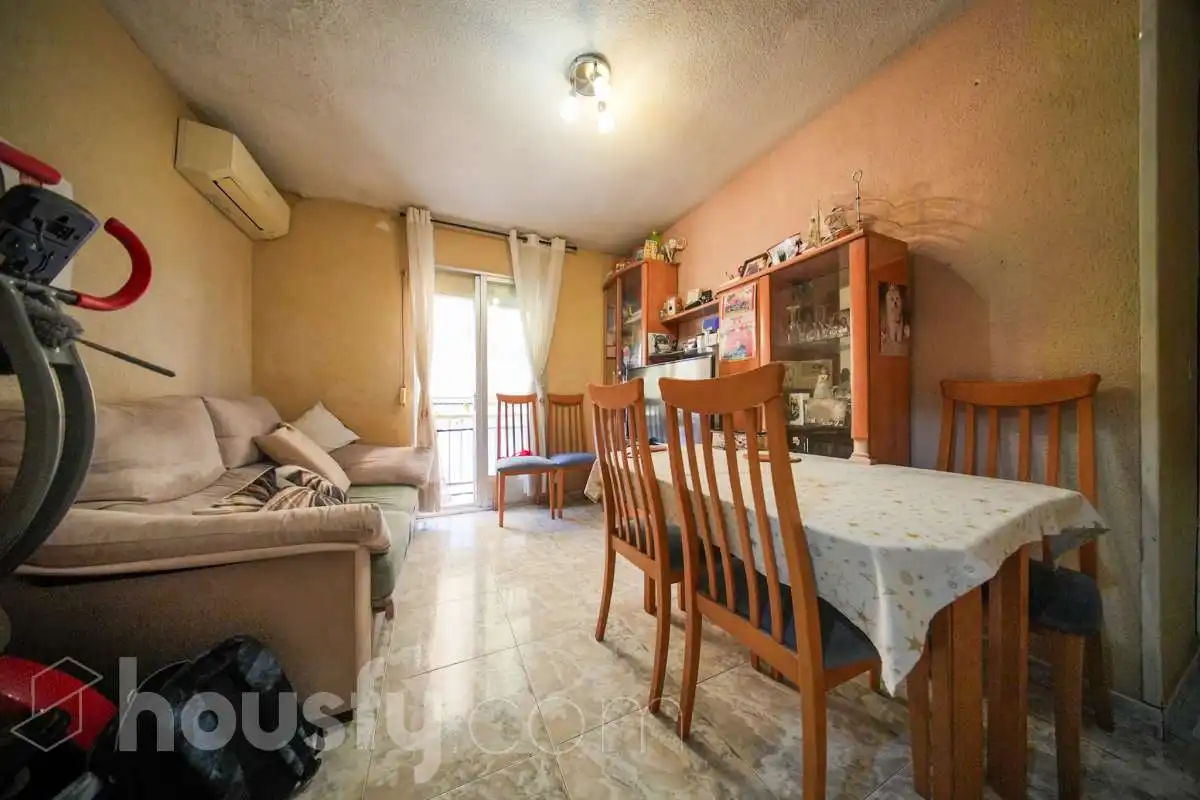 Wohnung zum Verkauf in Calle Vicente Carballal .