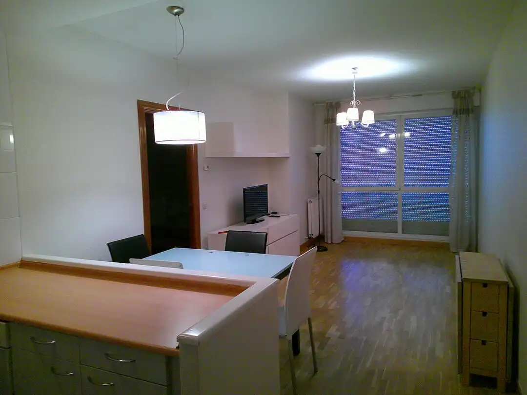 Sala d'estar de Pis en venda en  Pamplona / Iruña amb Calefacció