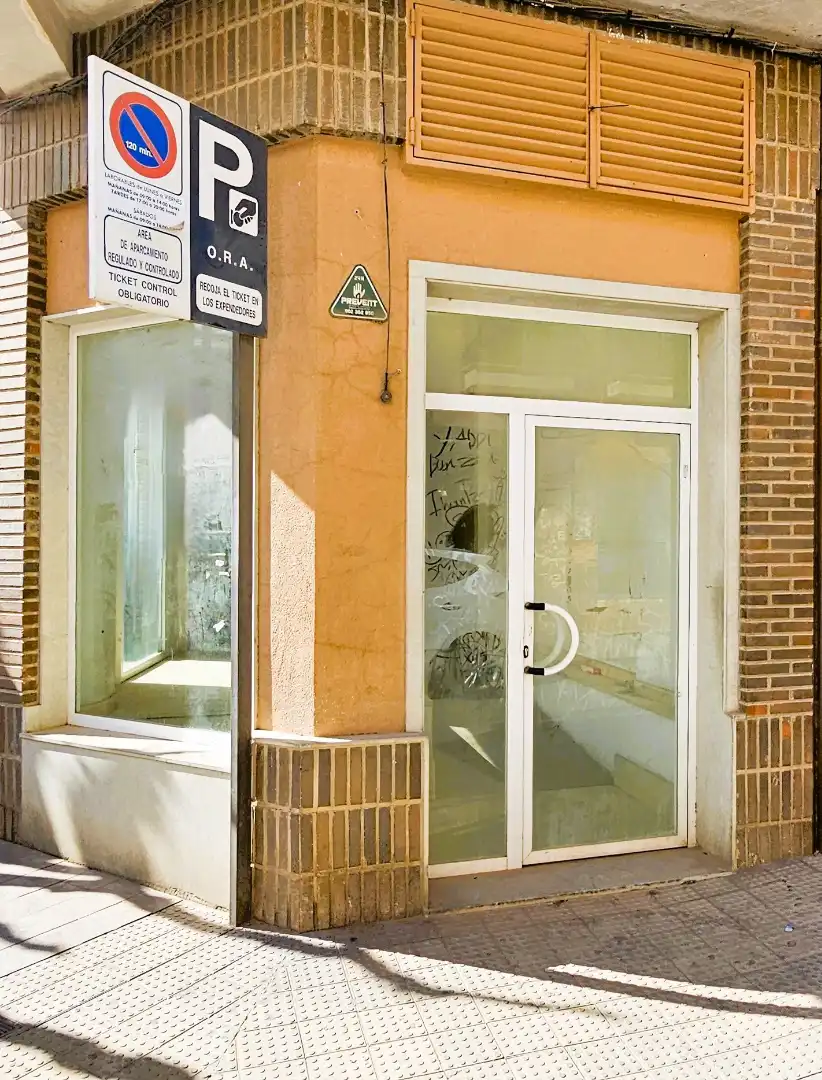 Business premises for sale in Totana