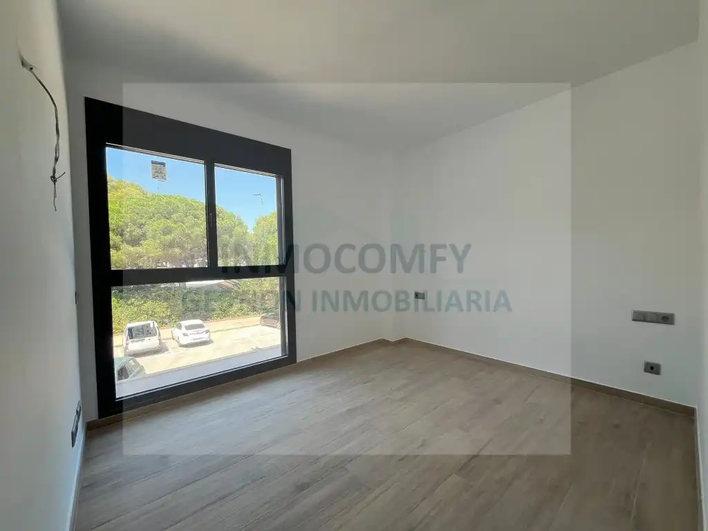 Piso con ascensor en venta en Calle De La Torre Mora 33, imagen 11