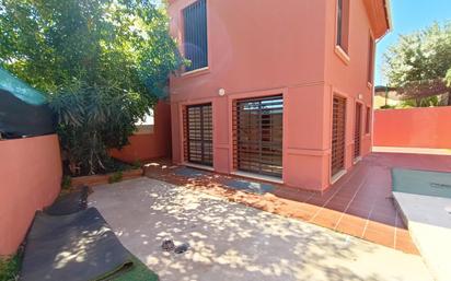 Exterior view of Single-family semi-detached for sale in Benalmádena  with Air Conditioner, Heating and Private garden