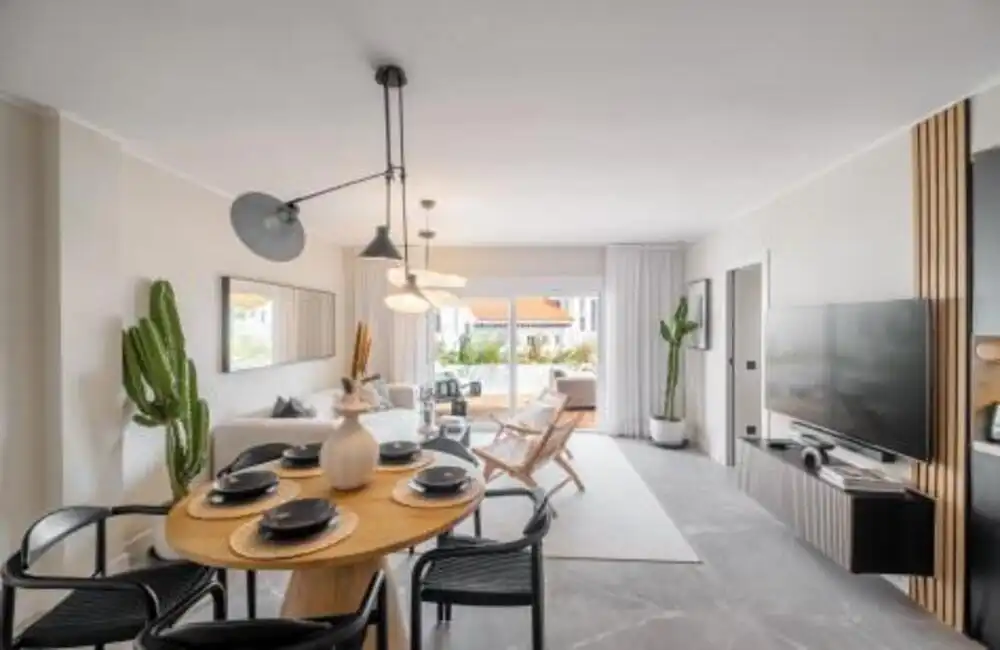 Apartment mit Pool zum Verkauf in Nueva Andalucía, imagen 3