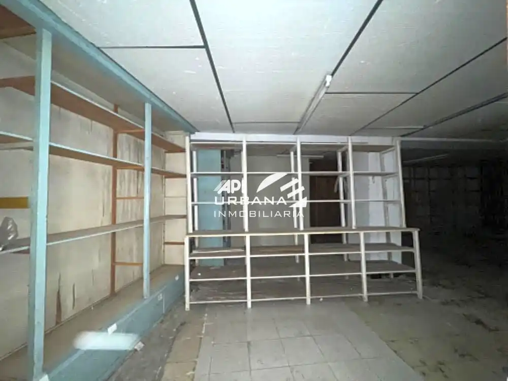 Commercial properties for sale in San Juan De Ávila, 4, Montilla