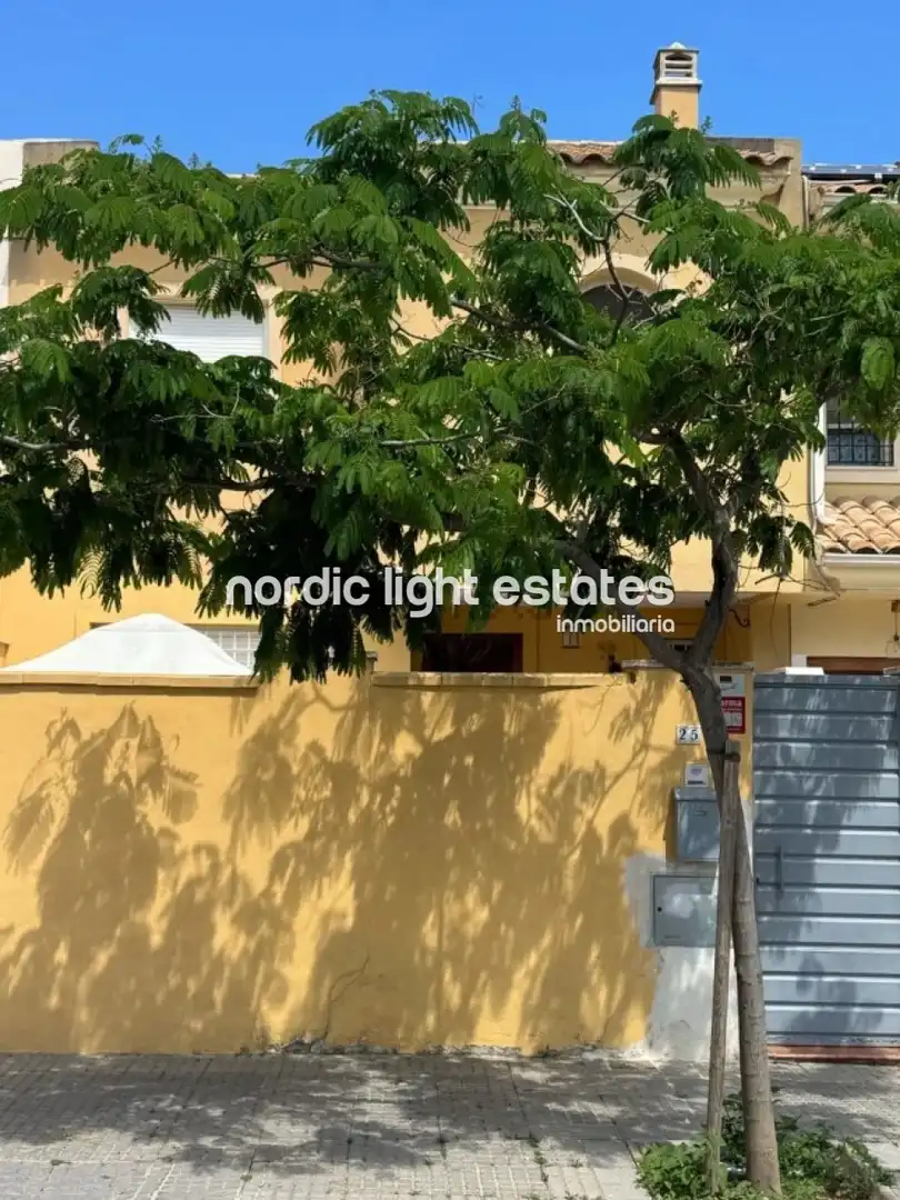 Exterior view of Houses for sale in Málaga  with Terrace