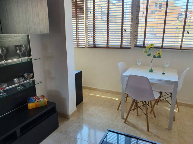 Apartamento en Venta en COLEGIAL edif delias en Ayuntamiento