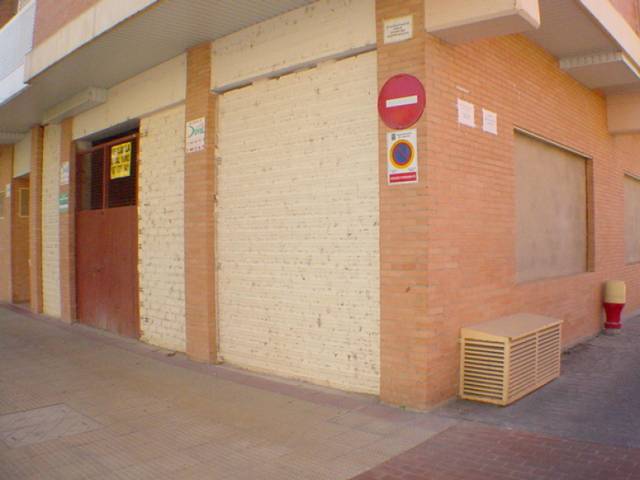 Local comercial en Alquiler en Logroño - Baltasar Gracian en Cascajos - Piqueras
