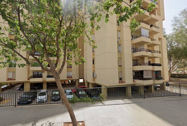 Garaje en Venta en C/ Juan de Ortega en Los Almendros - El Limonero - El Tomillar