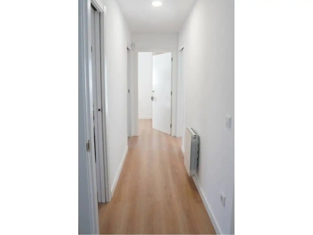Flat for rent in Calle de les pinyes, 4, Marítim