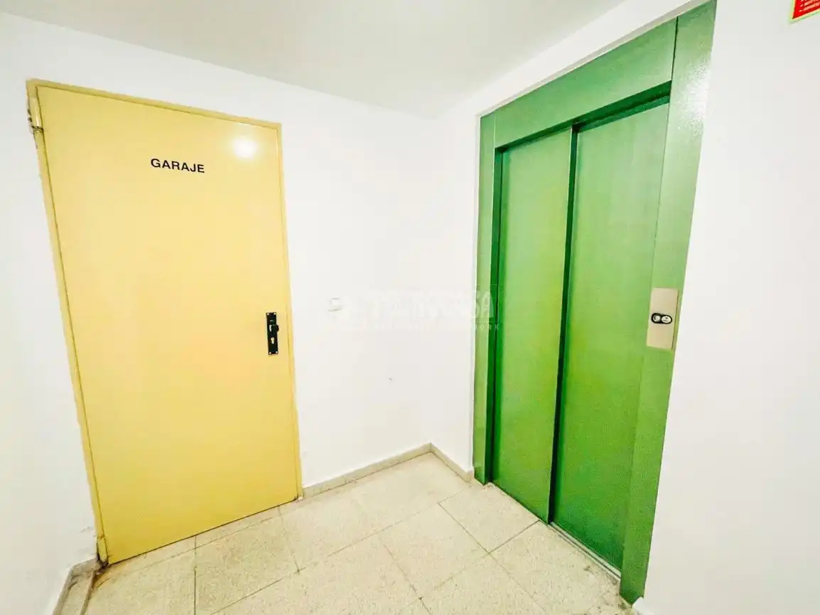 Garage for sale in Parla