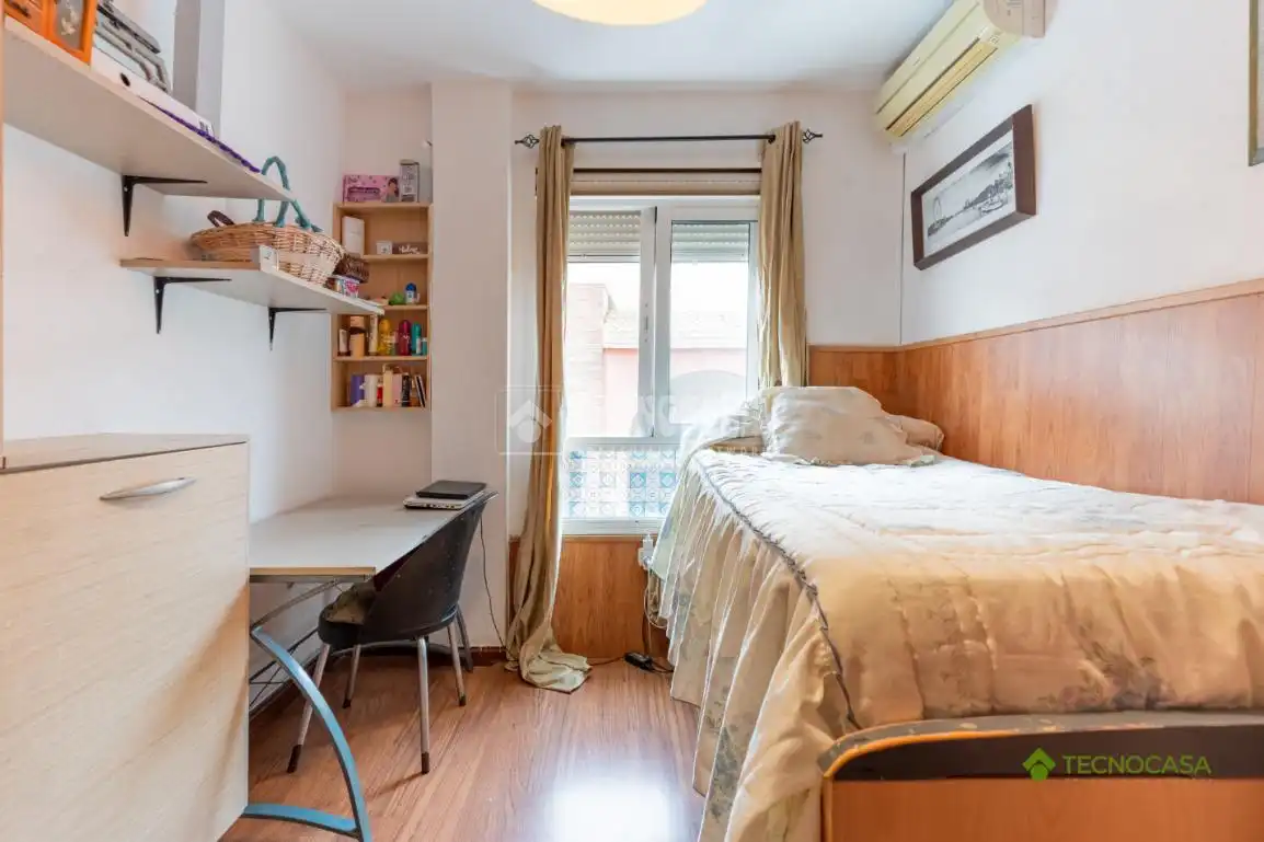 Bedroom of Flat for sale in Roquetas de Mar  with Air Conditioner and Community pool