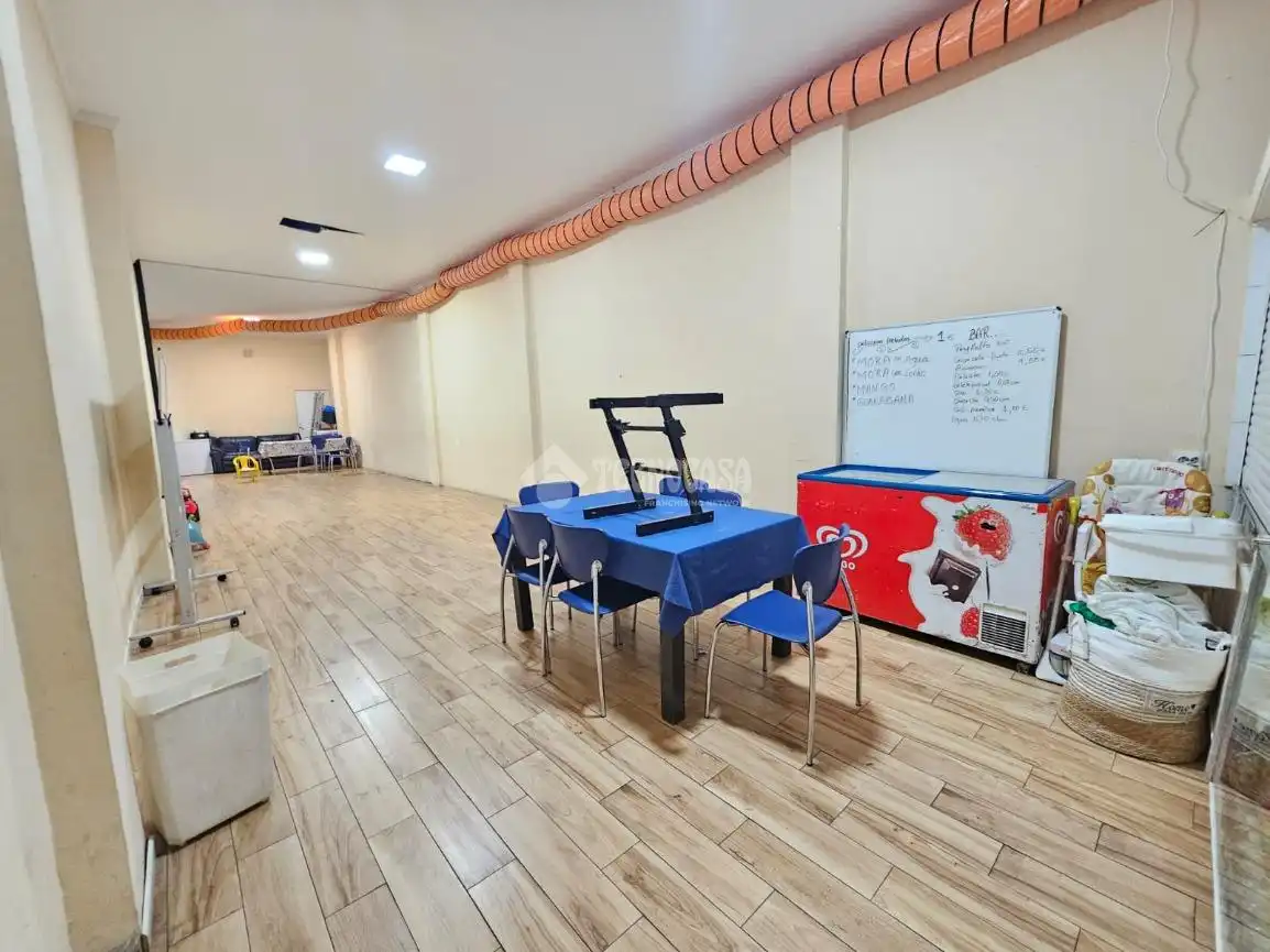 Local en venta en Carabanchel