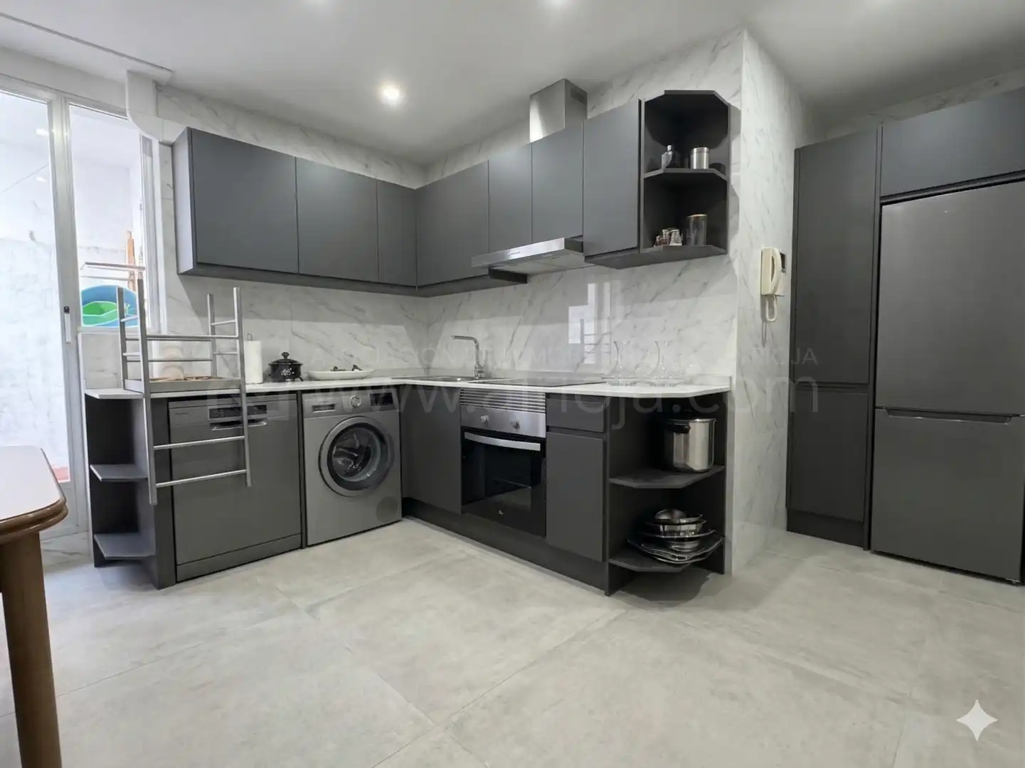 Kitchen of Flat for sale in  Logroño  with Heating, Parquet flooring and Terrace
