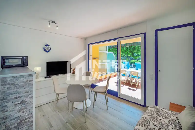 Estudio en venta en Calle Sant Mori,  1-2 11, imagen 2
