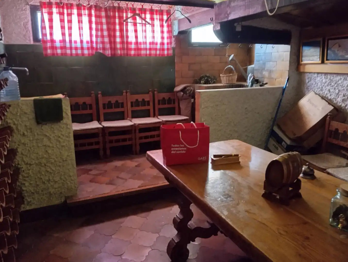 Edificio en venta en Calle Portal, Fustiñana