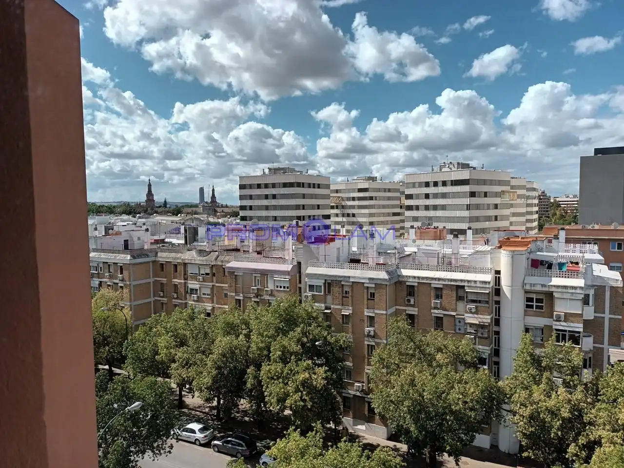 Vista exterior de Piso en venta en Sevilla con Aire acondicionado