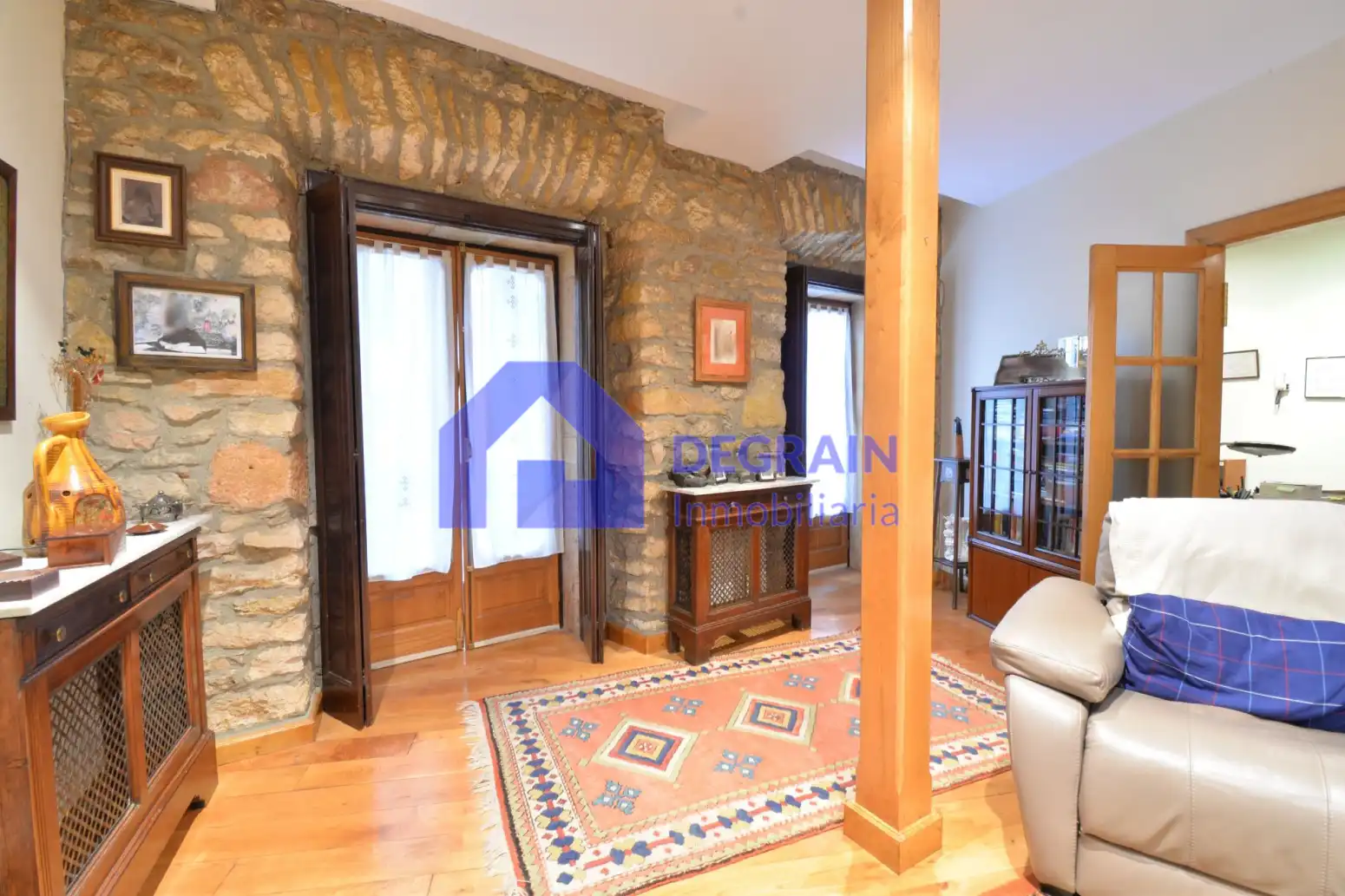 Flat for sale in Oviedo   with Heating, Parquet flooring and Terrace
