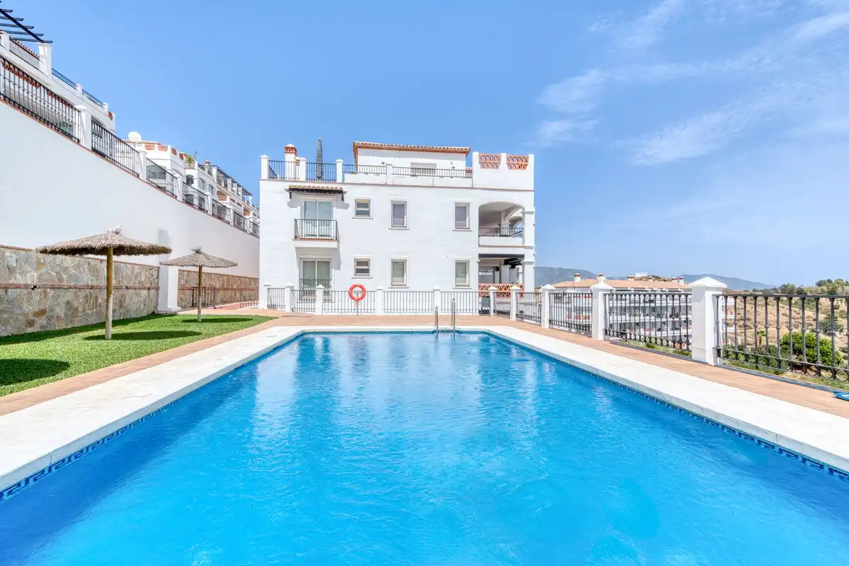 Habitatge amb piscina en venda a Calahonda, imagen 7