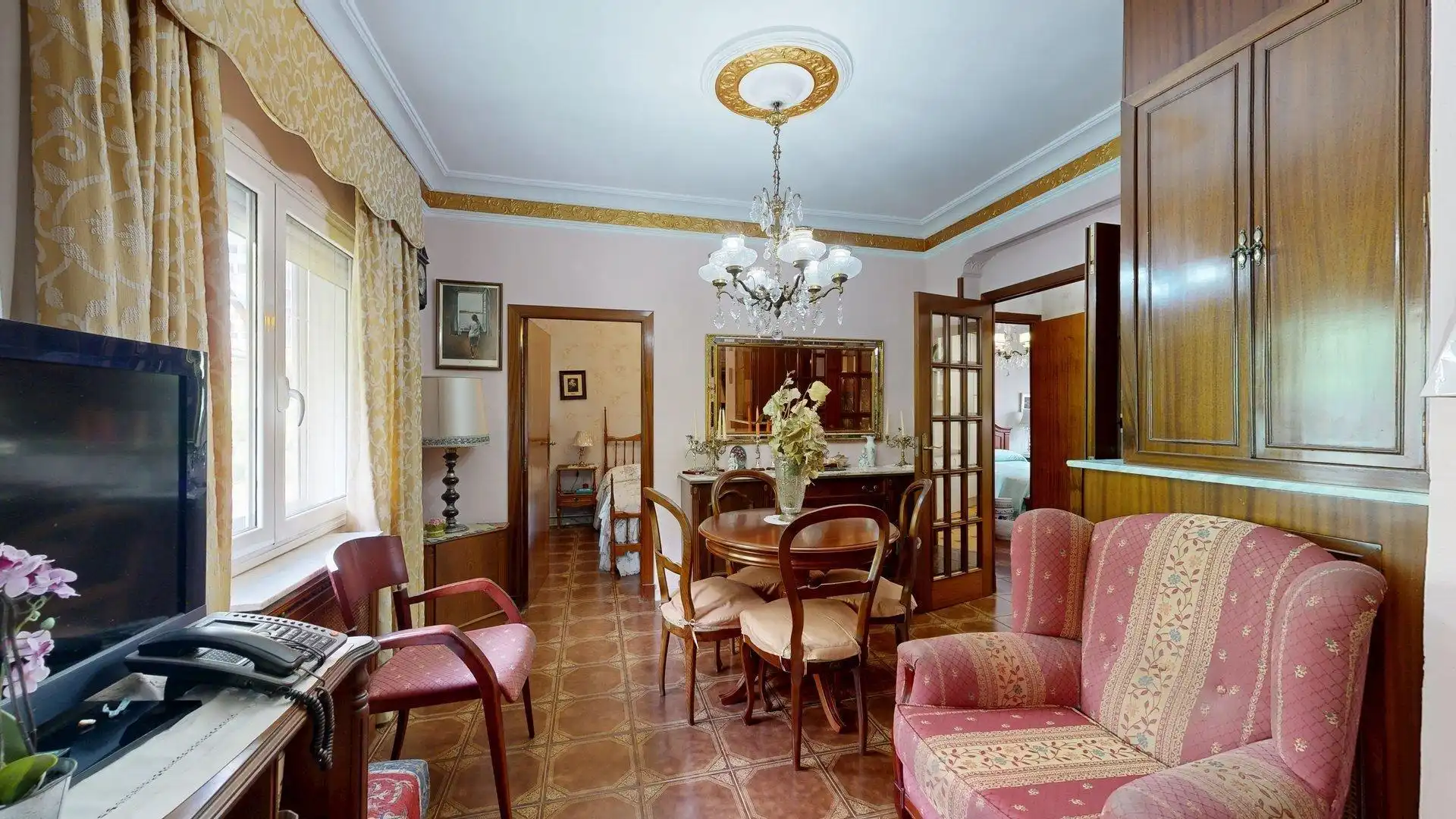 Comedor de Piso en venta en Zaragoza con Calefacción y Amueblado