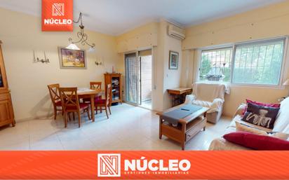 Living room of House or chalet for sale in Alicante / Alacant  with Air Conditioner, Heating and Private garden