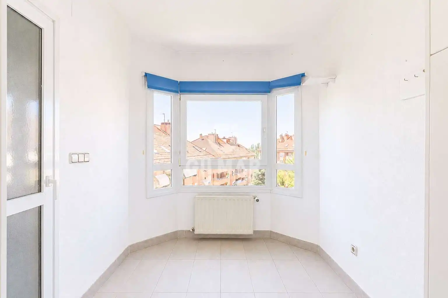 Bedroom of Flat for sale in Boadilla del Monte  with Heating, Private garden and Storage room