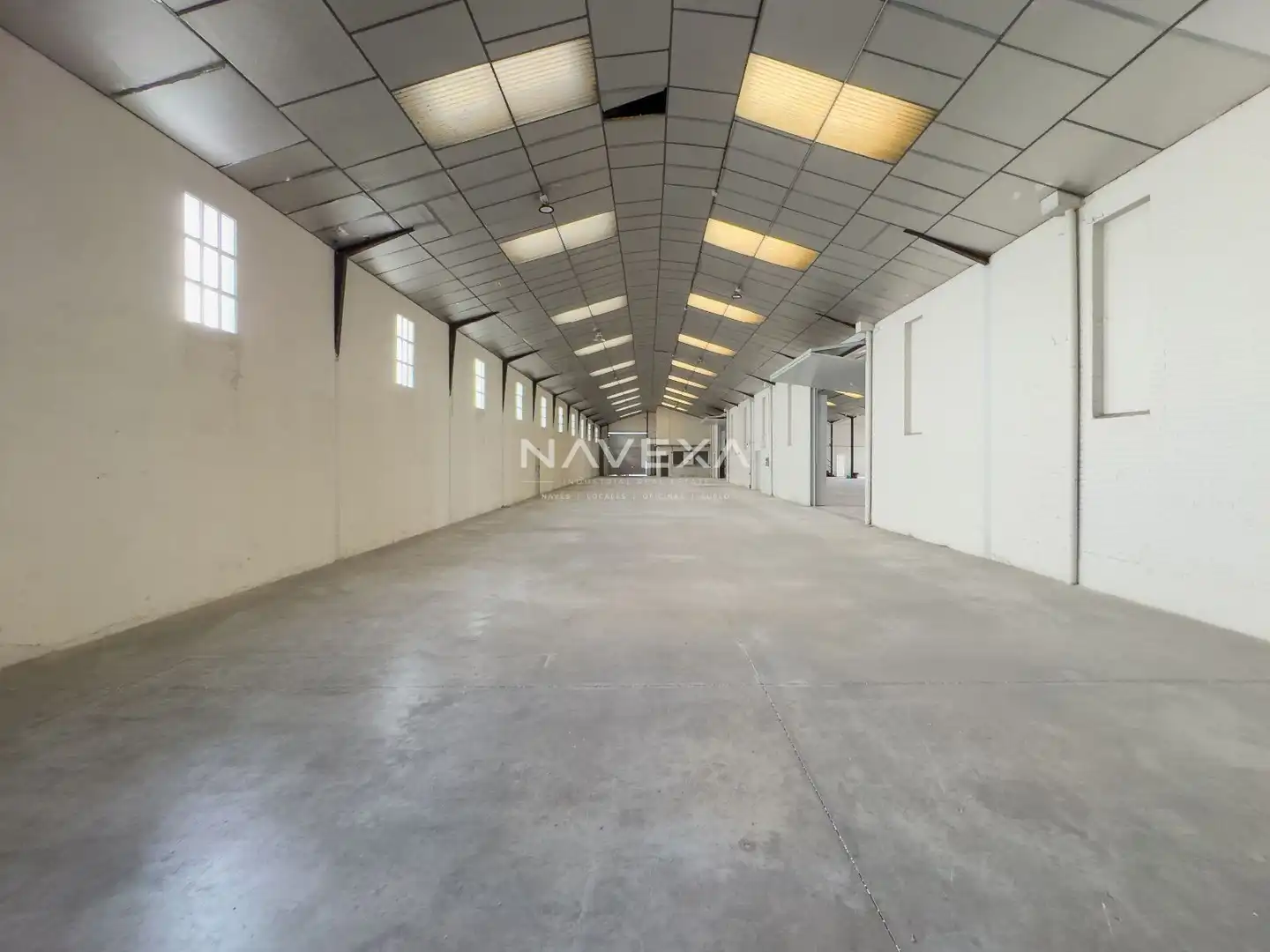 Industrial buildings for rent in Pinto