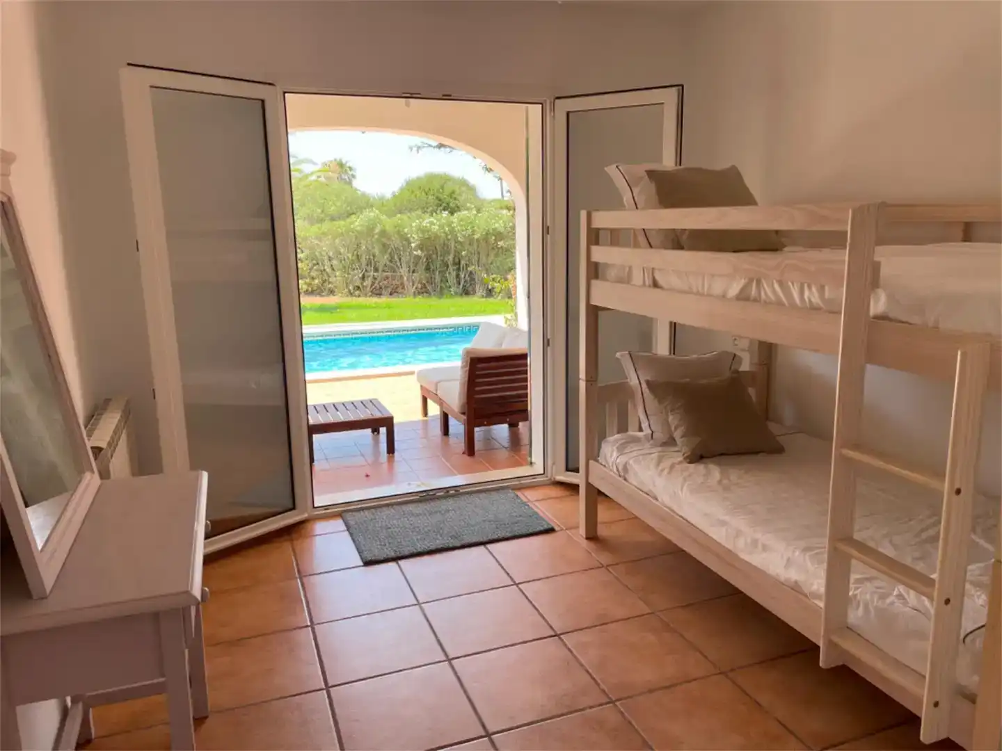 Habitación de Casa o chalet en venta en Sant Lluís con Piscina