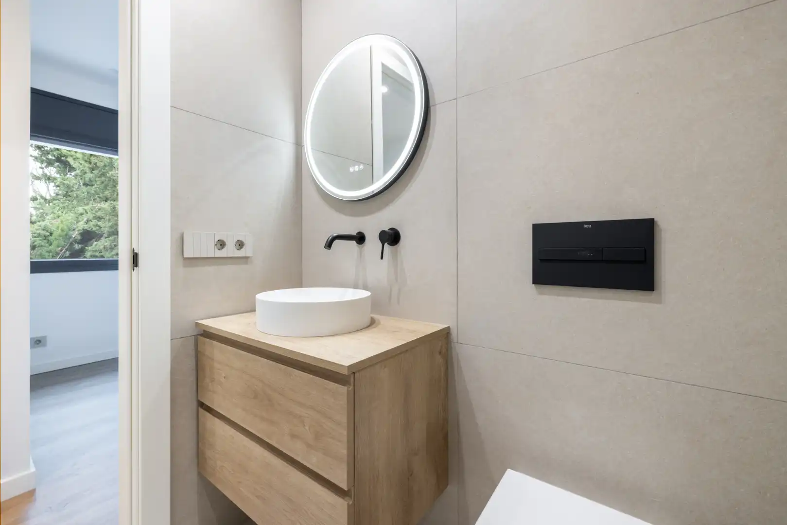 Bathroom of Houses for sale in Sant Cugat del Vallès